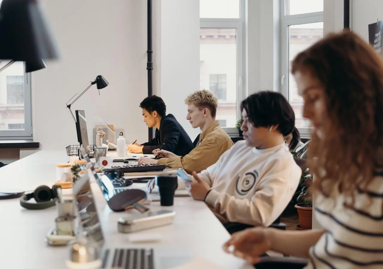 Climatización en Oficinas: Clave para un Entorno de Trabajo Seguro y el Bienestar Laboral